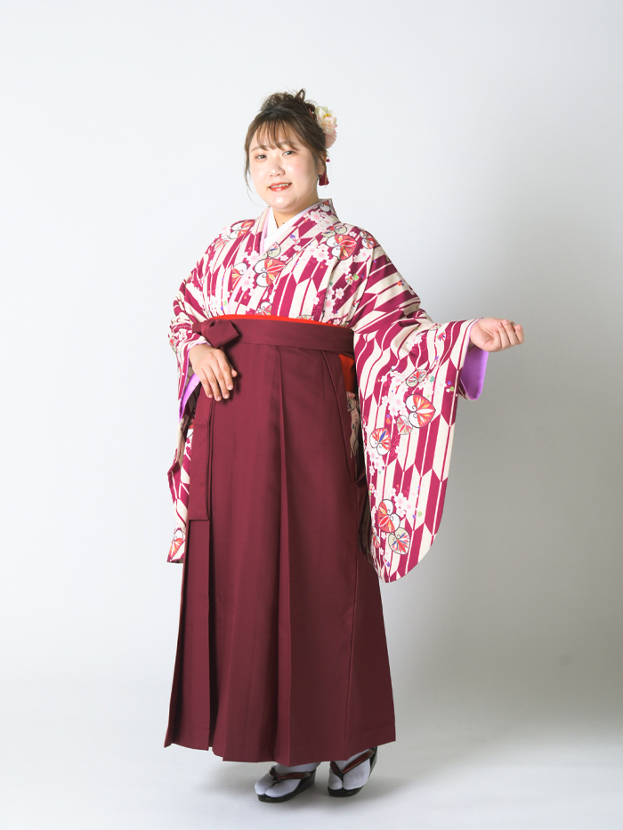 【プラスサイズ】【二尺袖 着物のみレンタル】矢絣 葵に桜 エンジ